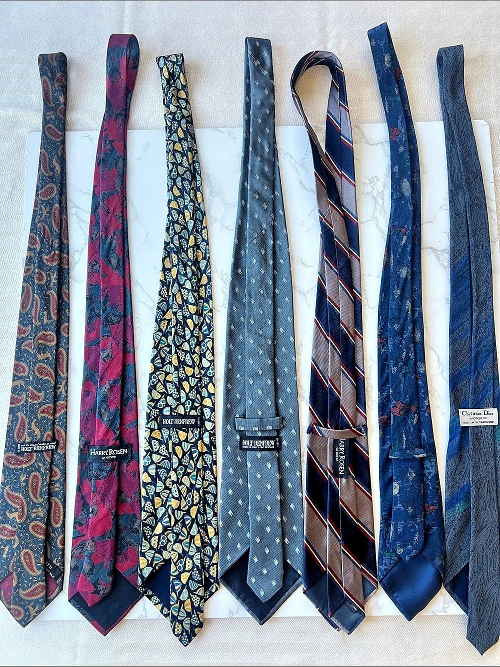 Best of late 80’s/early 90’s
Men's Silk Patterned Tie Set